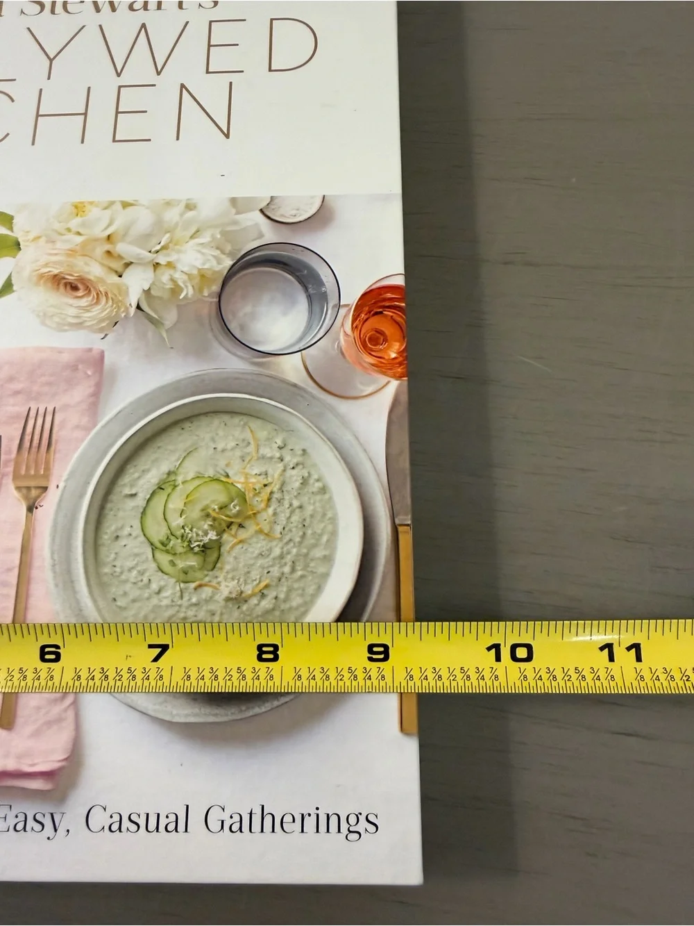 Martha Stewart's Newlywed Kitchen: Recipes for Weeknight Dinners Cookbook EUC